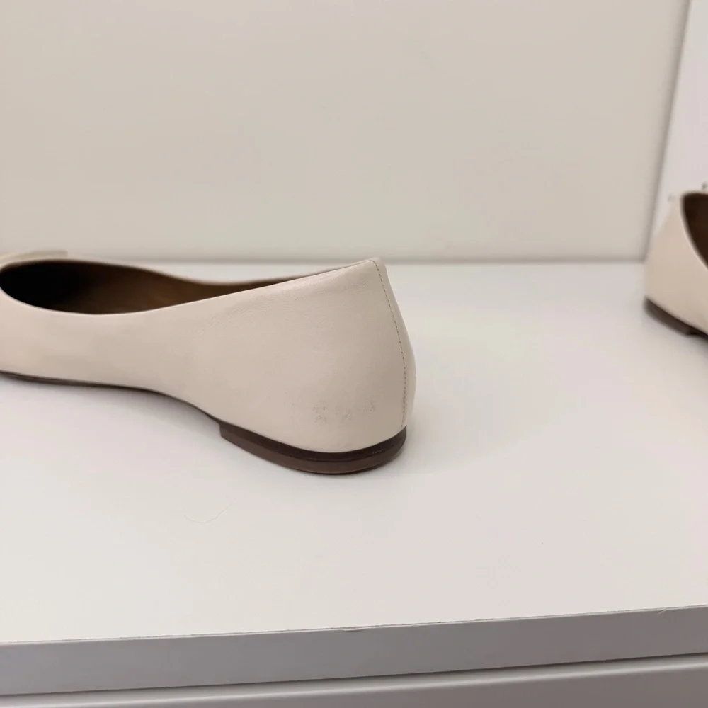 Tory BurchGeorgia Square Toe Ballet Flat in Cream Size 9C preppy logo new money